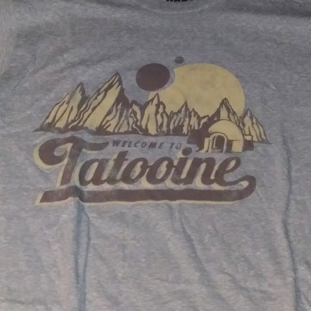 This is a grey starwars "welcome to tatooine" t-shirt. Size small